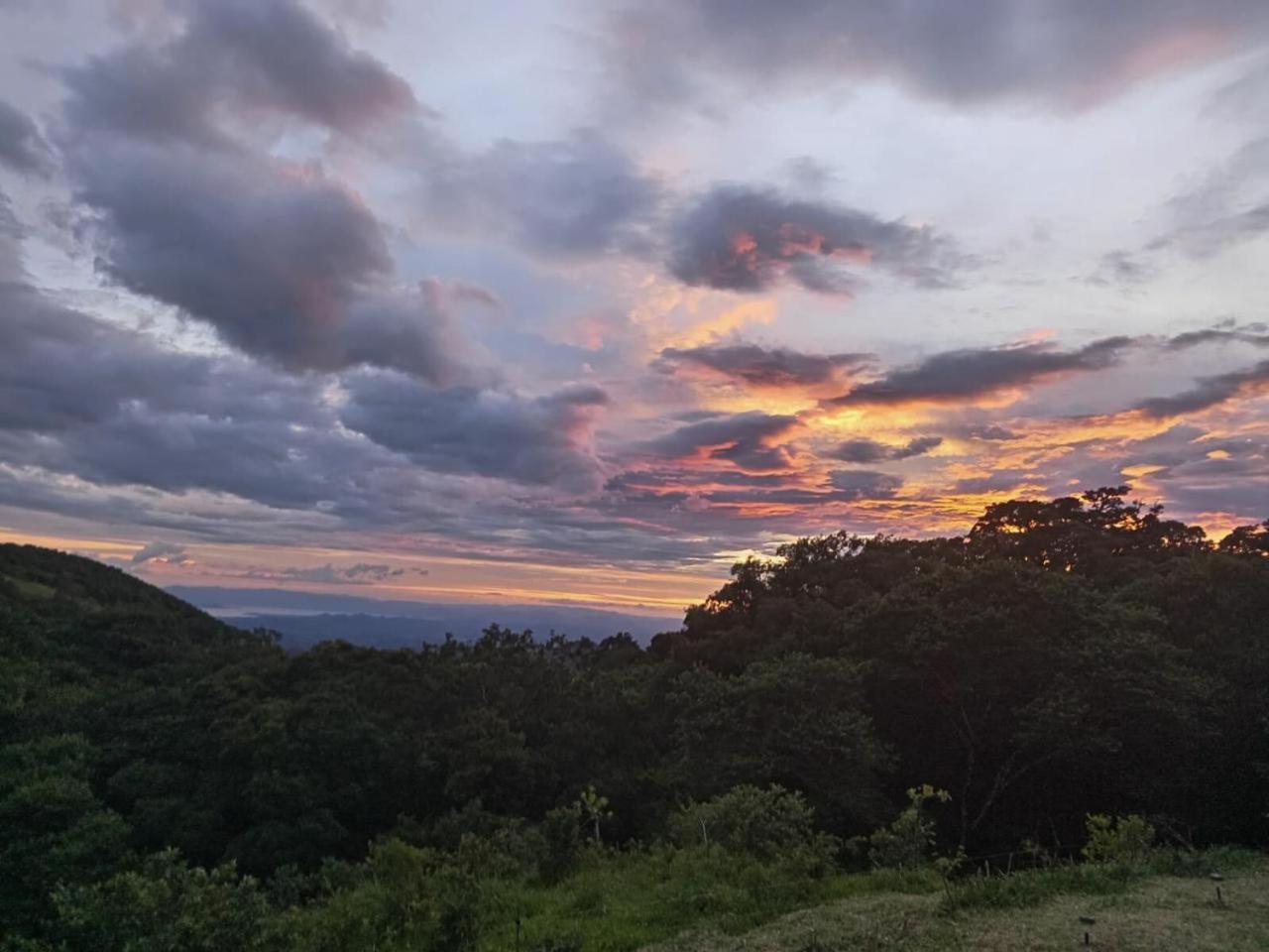 Casa Urraca, Magnifica Vista Al Oceano Pacifico Villa Monteverde Dış mekan fotoğraf